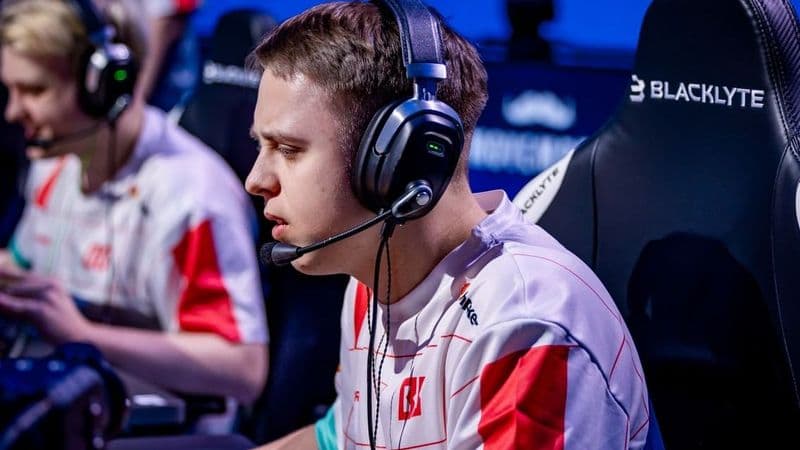 Игроки BETBOOM Team празднуют победу над Natus Vincere на PGL Masters Bucharest 2026