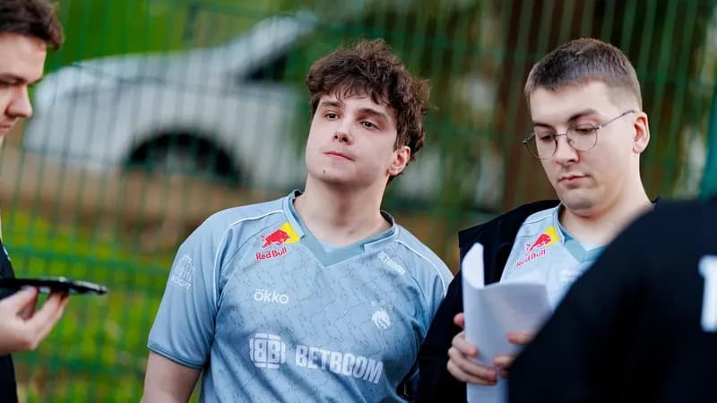 Team Spirit празднует победу над PARIVISION на UNIVERSE by FISSURE по Dota 2
