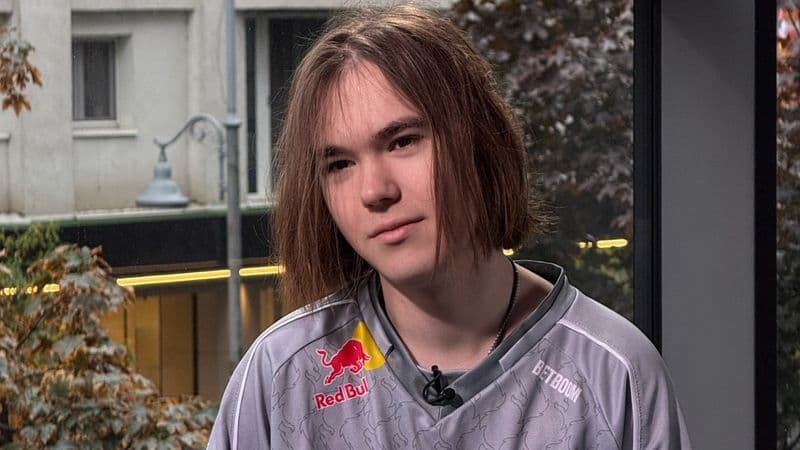 Данил donk Крышковец из Team Spirit на интервью каналу TL;DR