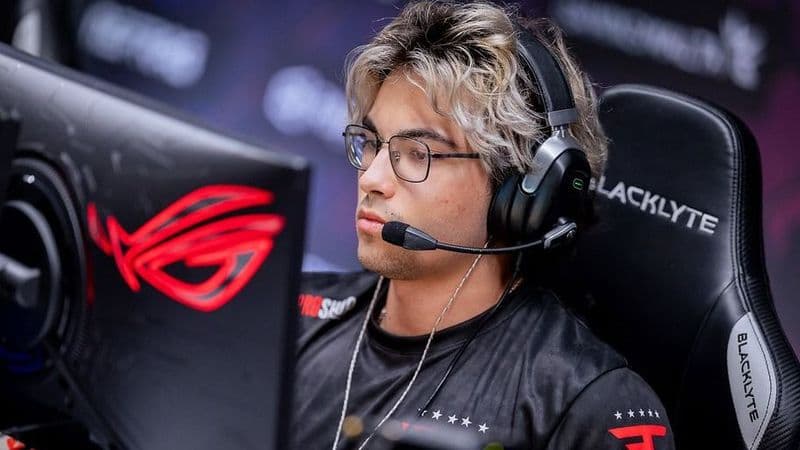Twistzz из FaZe Clan на турнире по CS2