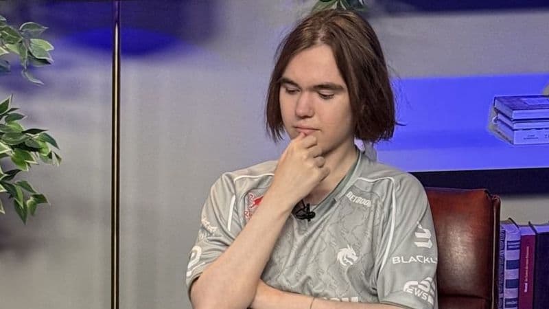 Данил donk Крышковец из Team Spirit на турнире по CS2