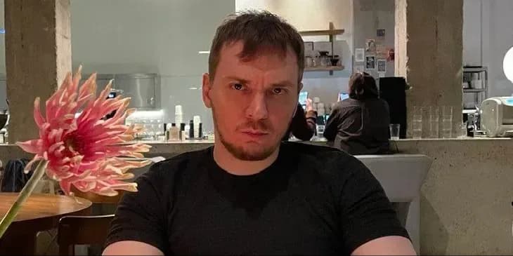 Владимир Maelstorm Кузьминов комментирует матч по Dota 2