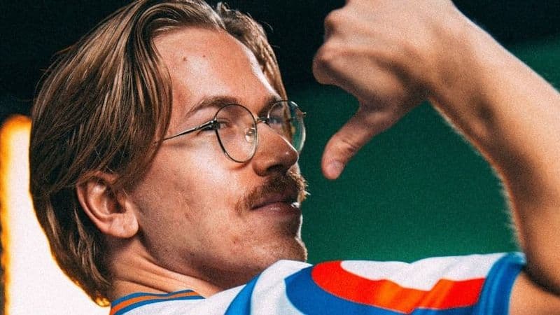 RAMZES666 комментирует матч OG — Team Spirit на UNIVERSE by FISSURE