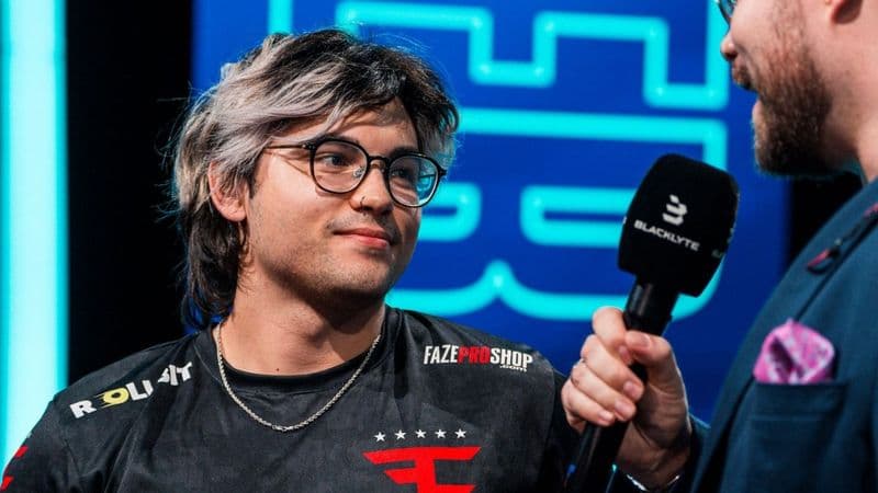 FaZe Clan празднует выход на PGL Major Singapore 2026