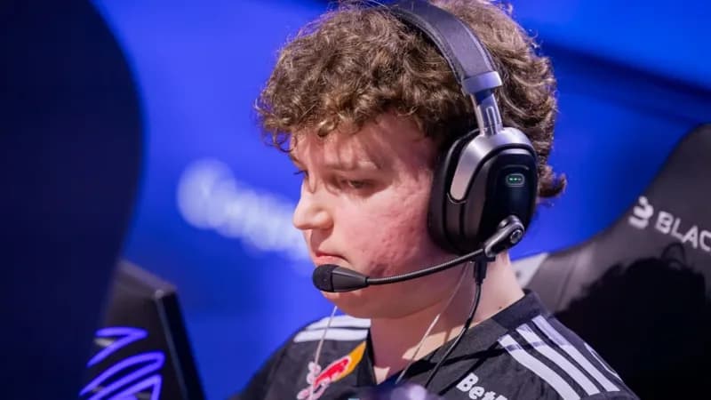 YEKINDAR с кубком PGL Masters Bucharest 2026