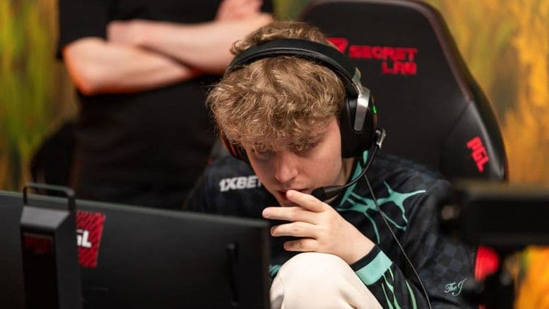 Матч Astra Invicta против LEGION на UNIVERSE by FISSURE по Dota 2