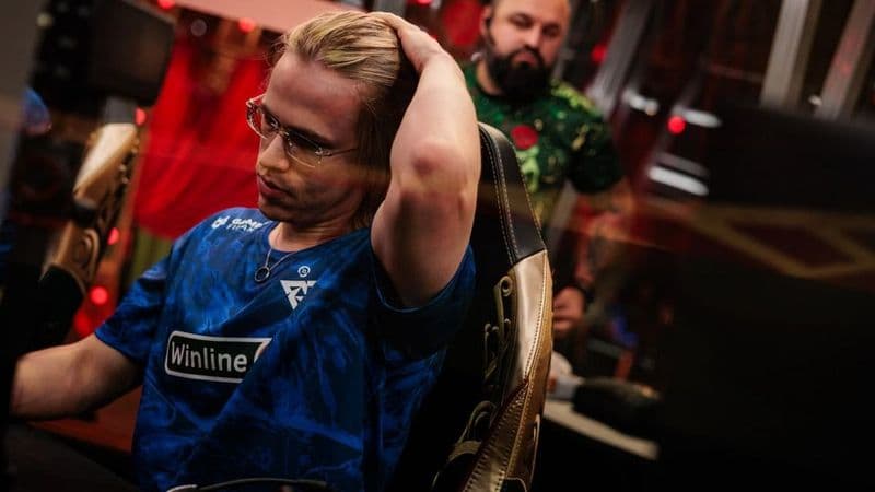 Матч OG против GamerLegion на UNIVERSE by FISSURE по Dota 2