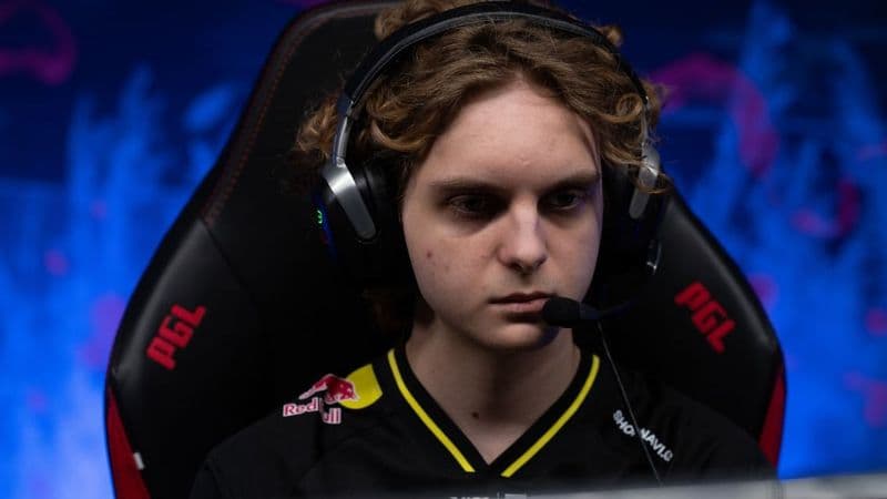 Артем Niku Бачкур, мидер Natus Vincere по Dota 2