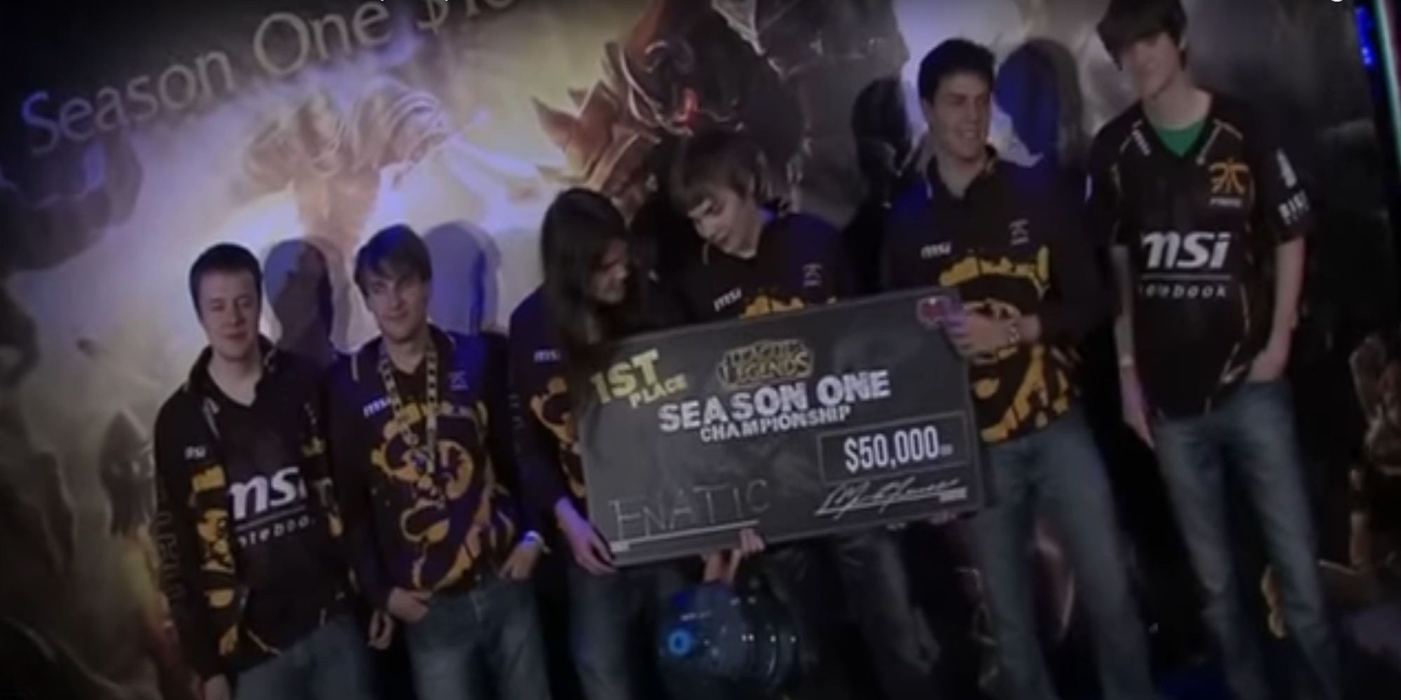 Fnatic выиграли чемпионат S1 Worlds в League of Legends