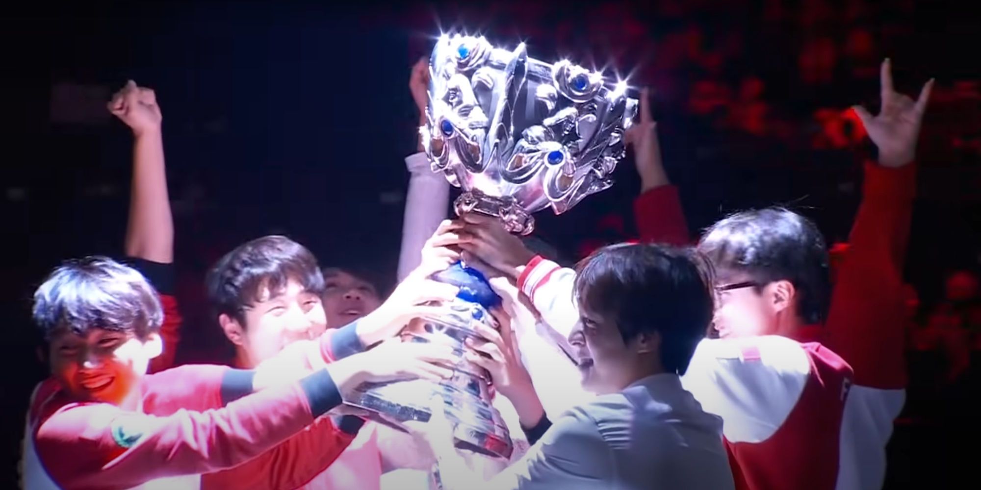 SKT выигрывает чемпионат S6 Worlds в League of Legends