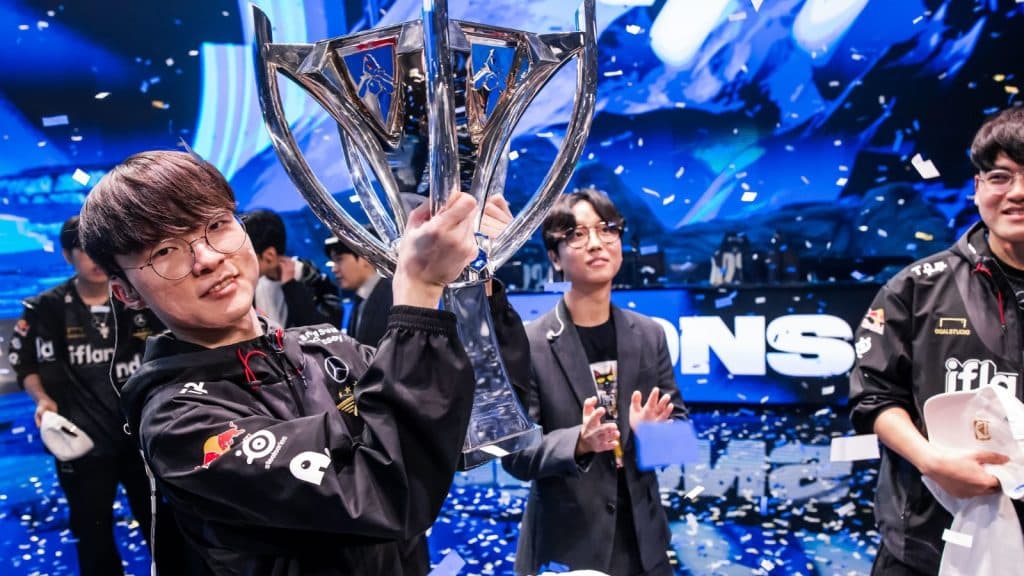 T1 Faker решил сменить скин Worlds 2023